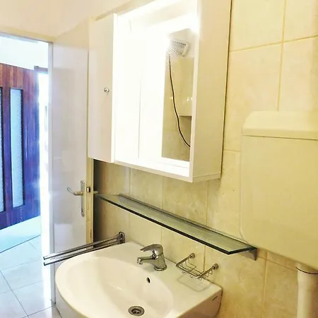 Apartament Danilo 48