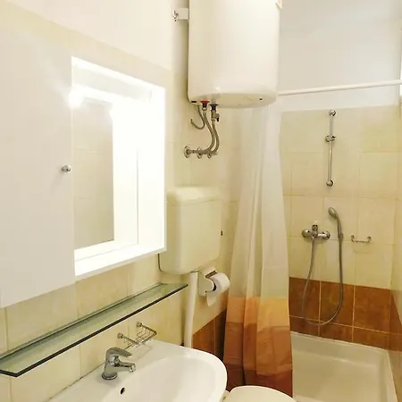 Apartament Danilo 48