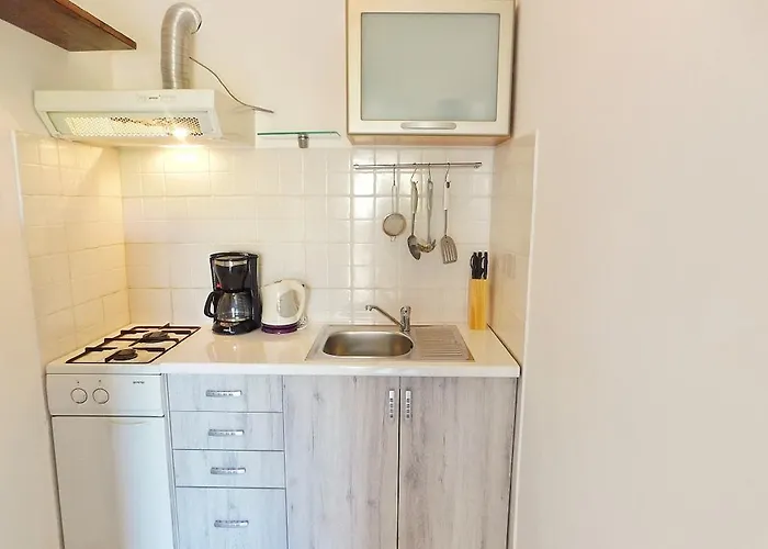 Апартаменты Danilo 48 Пула