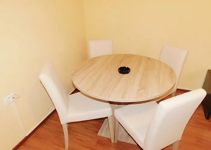 Апартаменты Danilo 48 *