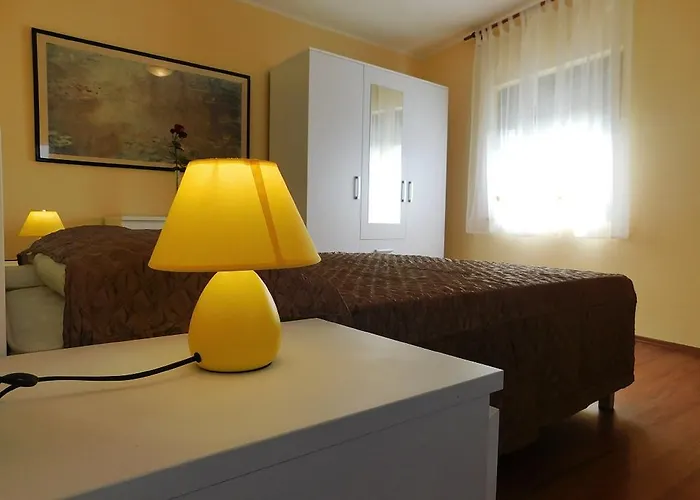 아파트 Danilo 48 풀라